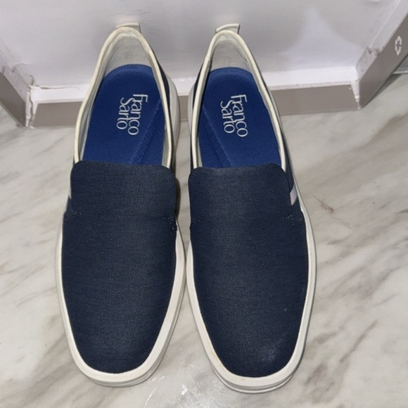Franco Sarto blue slip one size 7m NWOT , try only - Picture 1 of 10